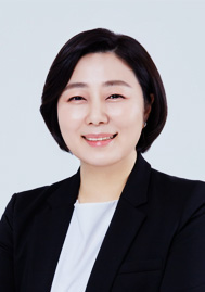 디자인학부 학부장 김지인